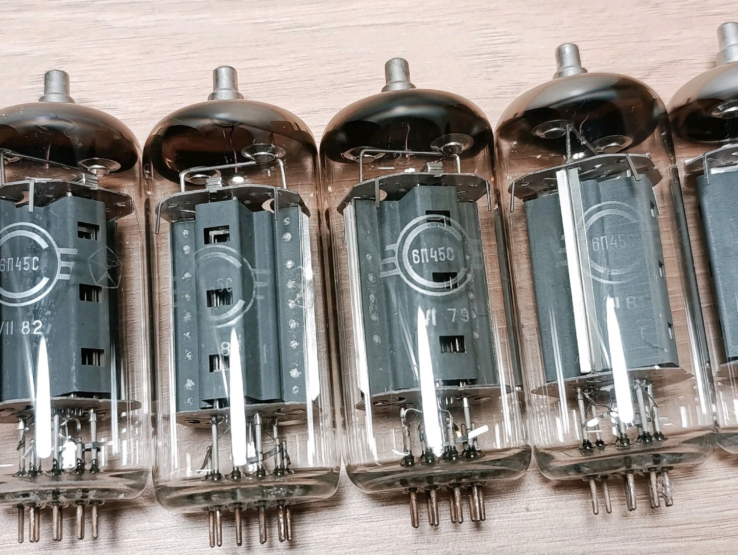 1pcs. LOT Little NOS NEW 6P45S Svetlana tube - Similar:  EL509 / 6KG6 ( 1 tube)