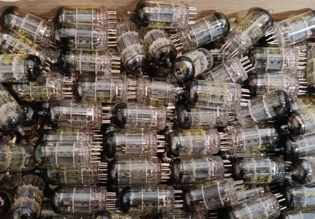 1pcs. ECC85 TUNGSRAM HUNGARY Audio Dual TRIODE TUBE 6AQ8 1959 year