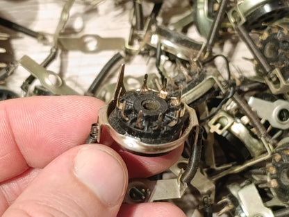 10pcs. soviet tube socket NEW NOS 9pin PCS mount with springs