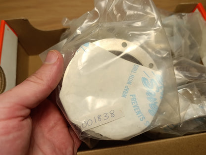 001838 Eimac Middle Filament Collet for SK300 Y297 Socket NEW NOS