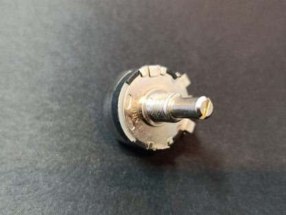 Clarostat 625-7844 Potentiometer 5KΩ 5000ohm 5K RA20NASD502A NEW