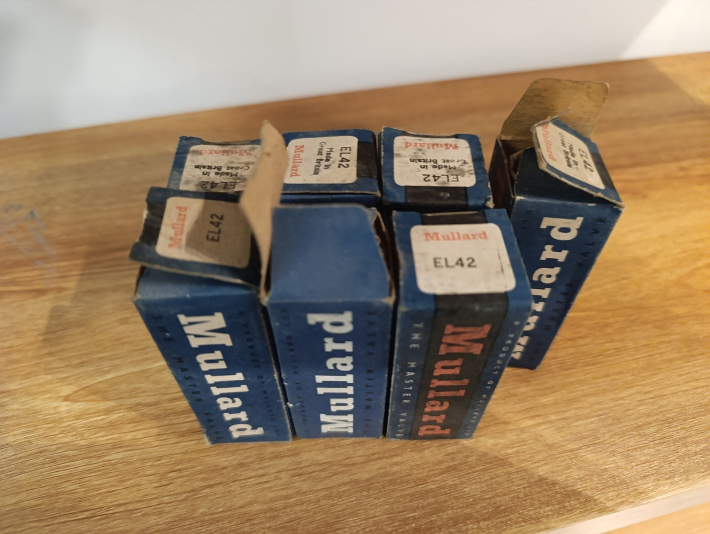 MULLARD EL42 D-GETTER Blackburn Valve Tube NOS NIB (1 Piece.)