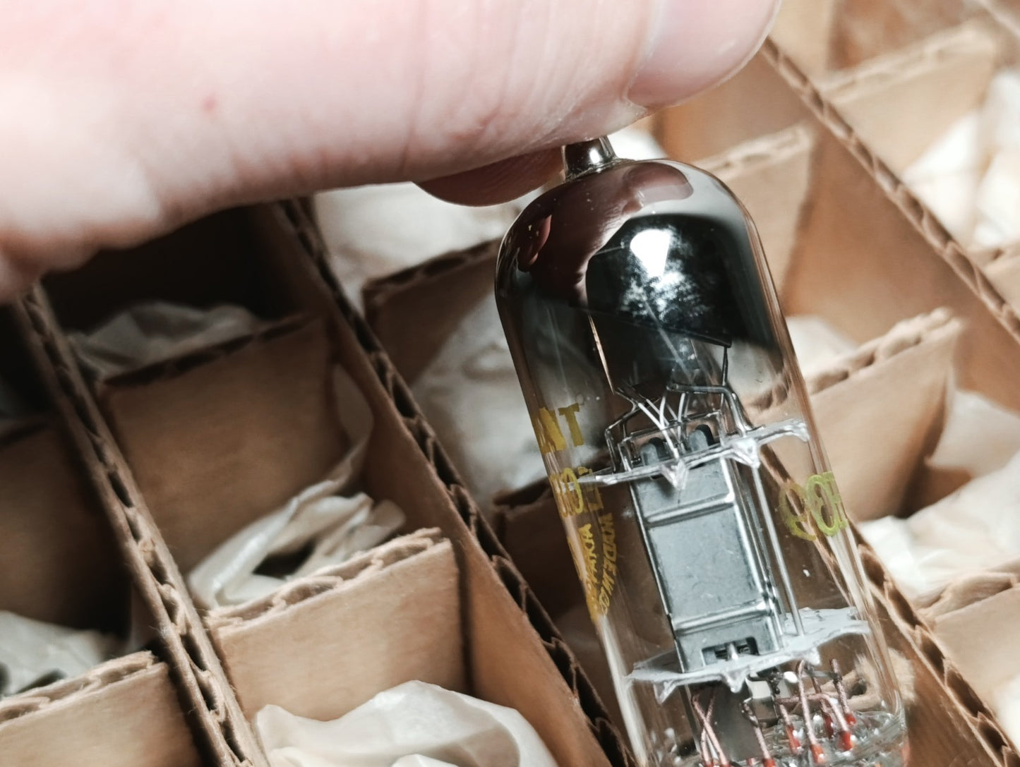 1Pcs.  EABC80 TESLA 60's Audio TRIPLE DIODE-TRIODE DETECTOR TUBE = 6AK NEW NOS