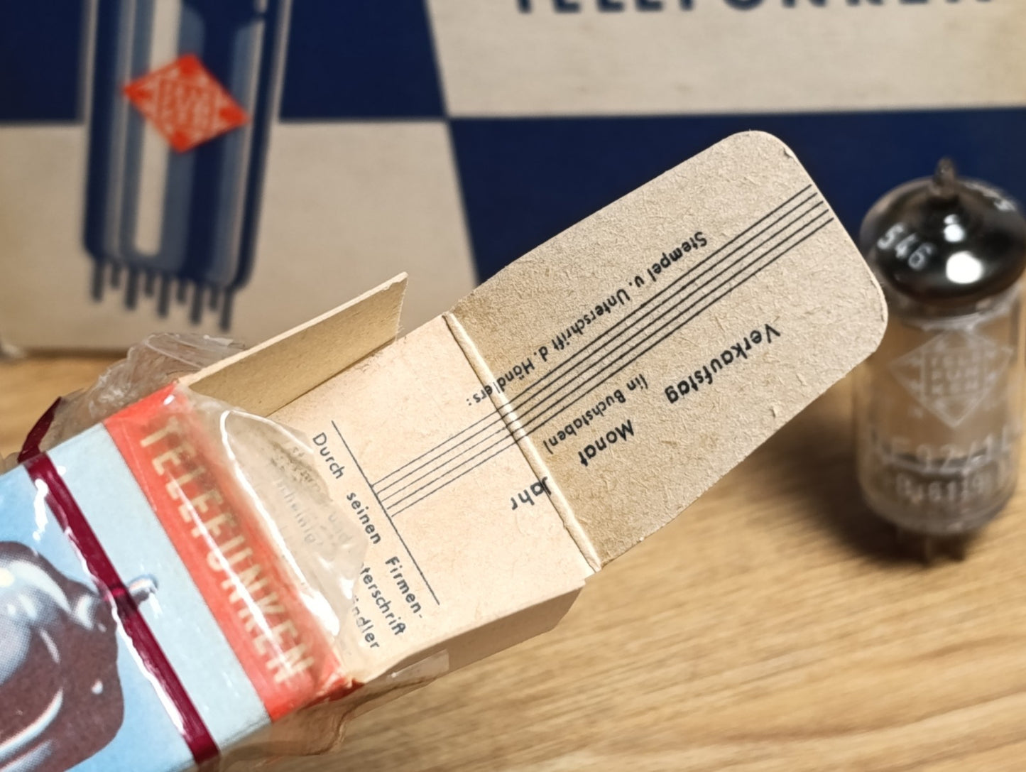 1Pcs. TELEFUNKEN DF92 Tube Pentode RF/IF-Stage NOS = DF92 = CV1758 = 1F2 NIB