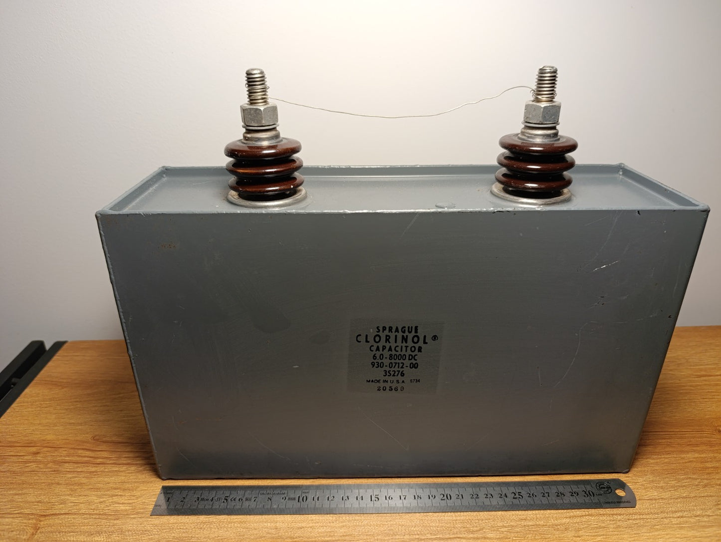1piece Sprague Clorinol capacitor  6.0-8000 DC 930 0712 00 3S276 USA USED