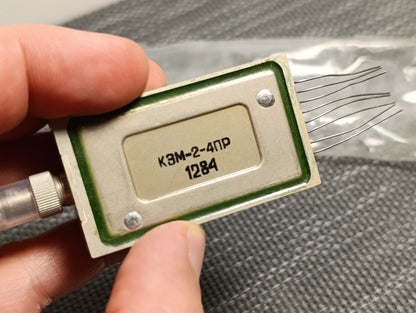 КЗМ-2-4ПР KZM-2-4PR TRANSMITTING  RELAY OR FILTER  RUSSIAN NOS NEW
