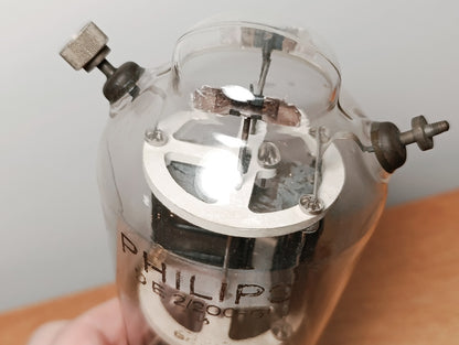 DE2/200-01 Philips tube Kriegsmarine Wehrmacht BAL = Bauaufsicht Luft  USED