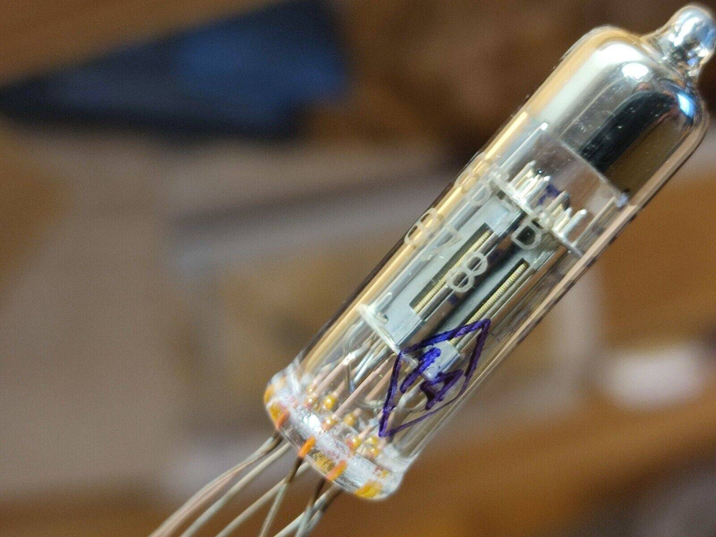4pcs 6N16B-V (6021 ECC70,CV3986) MINIATURE DOUBLE TRIODE MILITARY GOLD GRID 70's