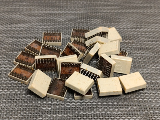12pcs. Microcontroler К237ГС1 HYBRID MGF V-reg K237GS1 CCCP Микросхема CHIP