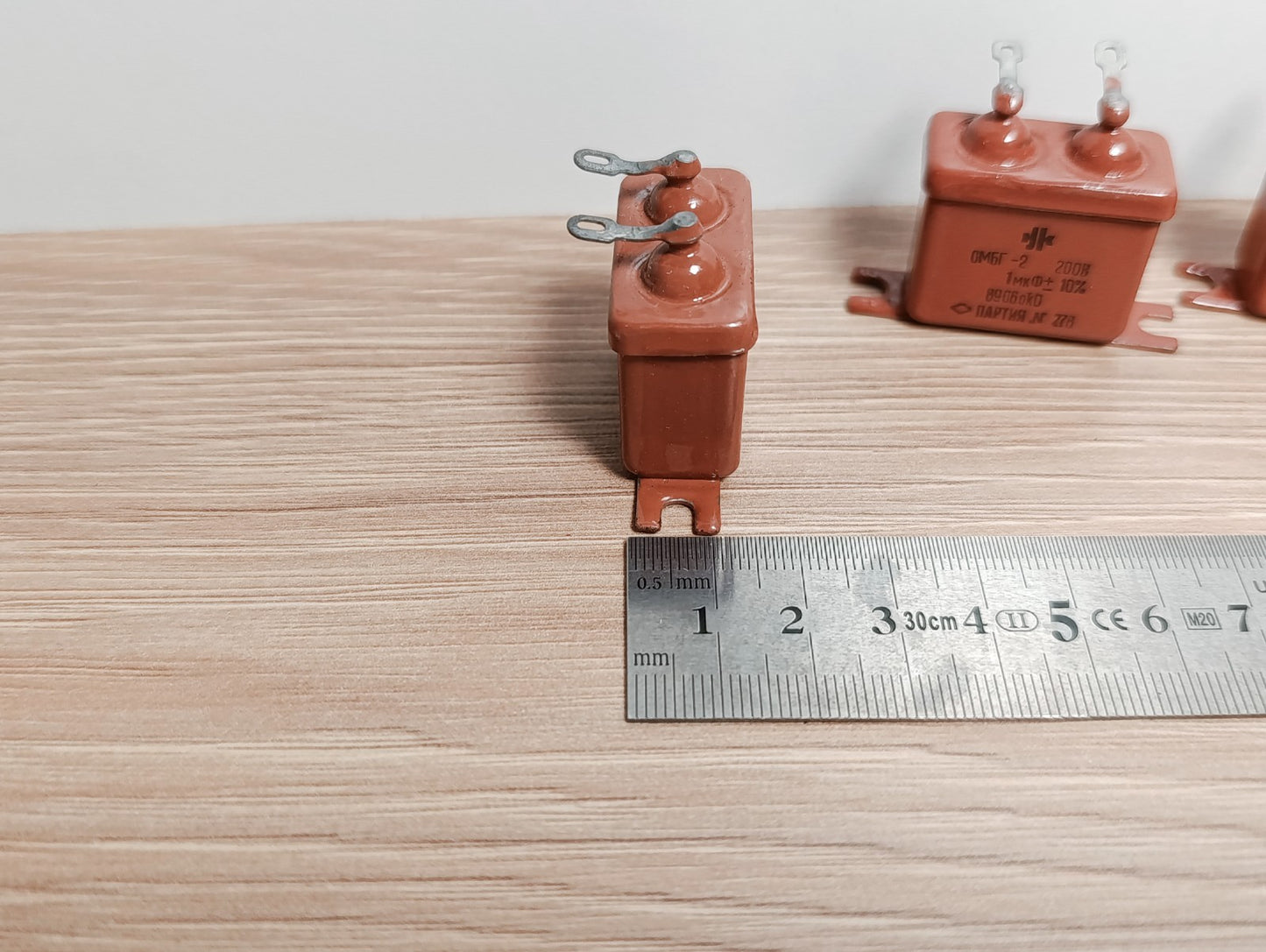 4Pcs. AUDIO CAPACITOR OMBG-2 200V 1uF 10% NOS OМБГ-2 USSR NOS