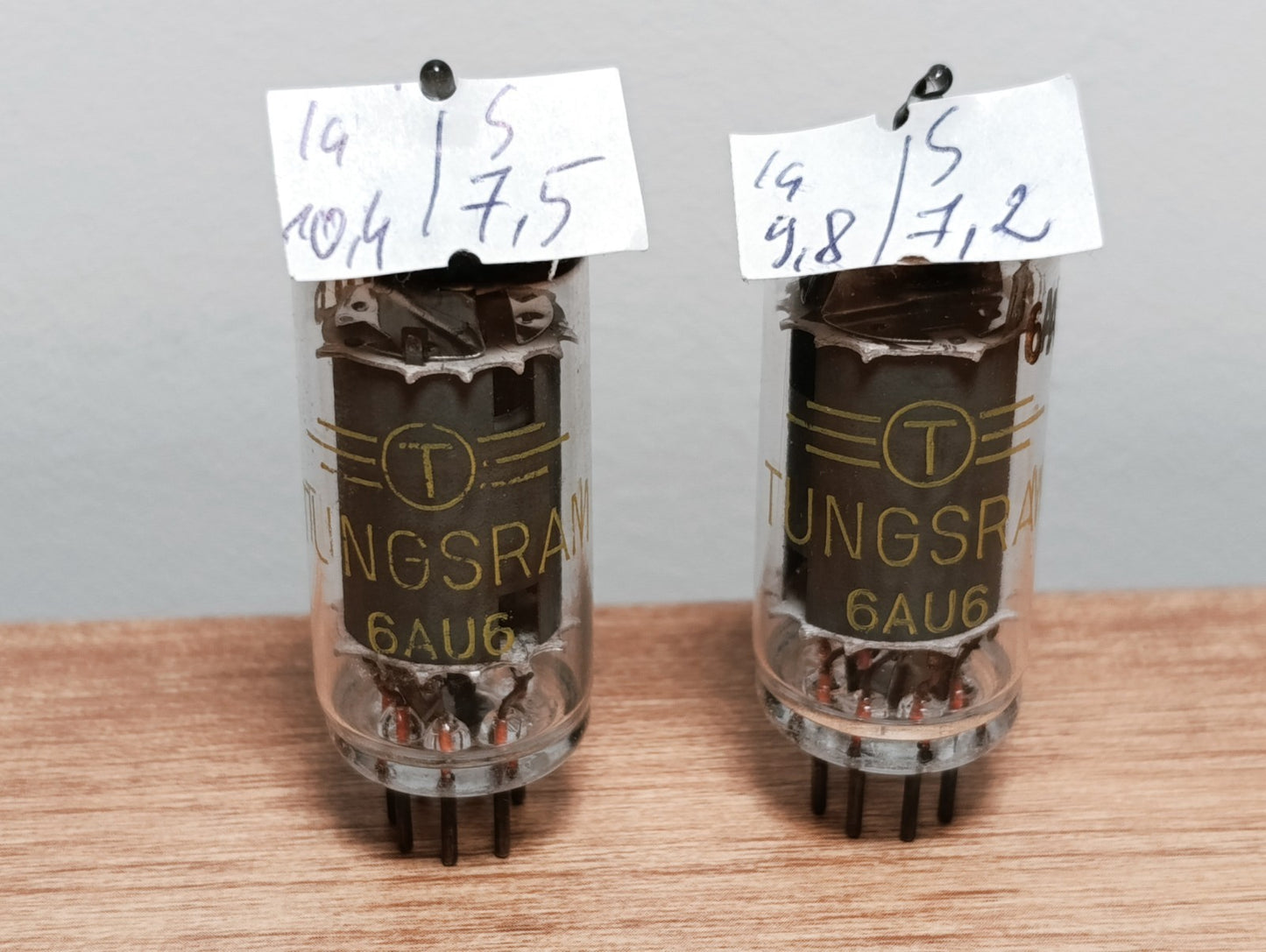 Tested 2Pcs. LOT  6AU6 EF94 Tungsram tubes NOS SAME DATE