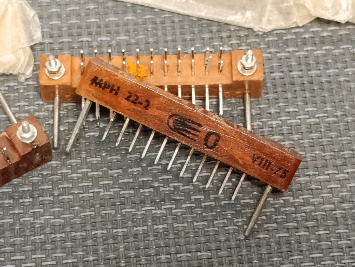 6pcs. MRN22-2 plug up to 400 V up to 1 А up to 3 MHz SILVER PLATED MRN-type NOS