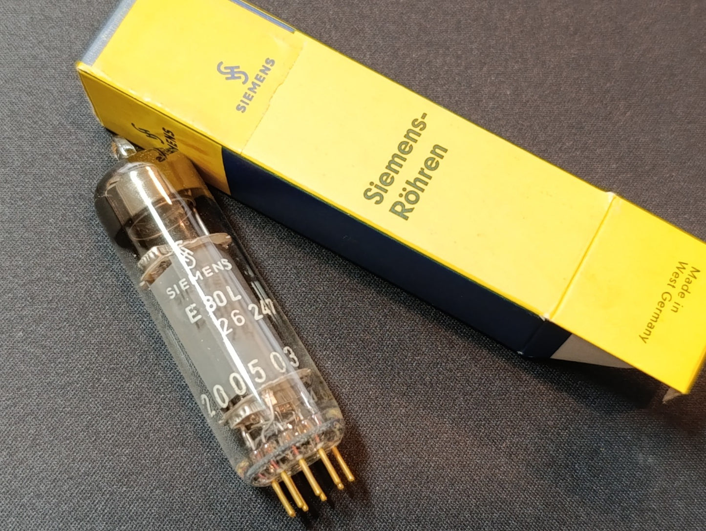 E80L / SIEMENS PIN GOLD / VALVE ( ELECTRONIC TUBE ) NOS NIB BOXED