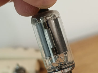 2pscs. 6AU6WAH/6AU6 SFR NOS FRANCE Tube Röhre Lampe TSF Valvola Valve 진공관 真空管