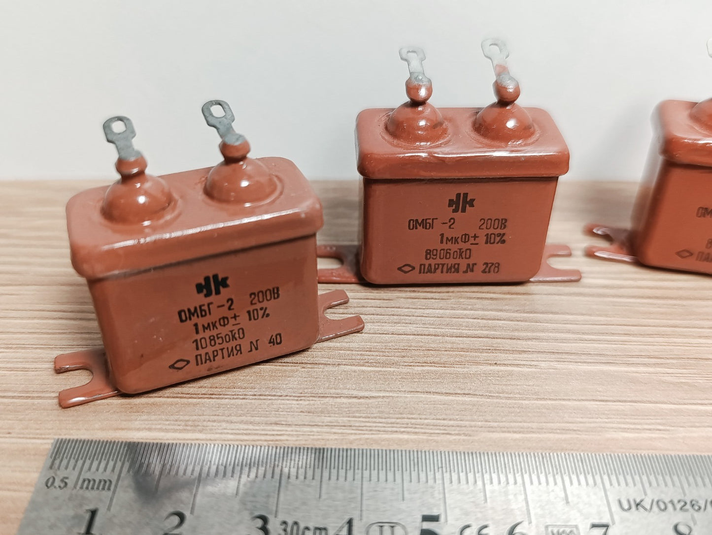4Pcs. AUDIO CAPACITOR OMBG-2 200V 1uF 10% NOS OМБГ-2 USSR NOS
