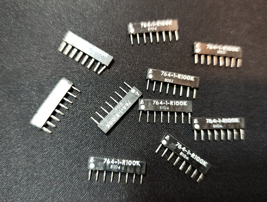 (68 pcs). Dale/ Vis698-3-R100K Ceramic Resistor Bridge 100k Ohm DIP New NOS