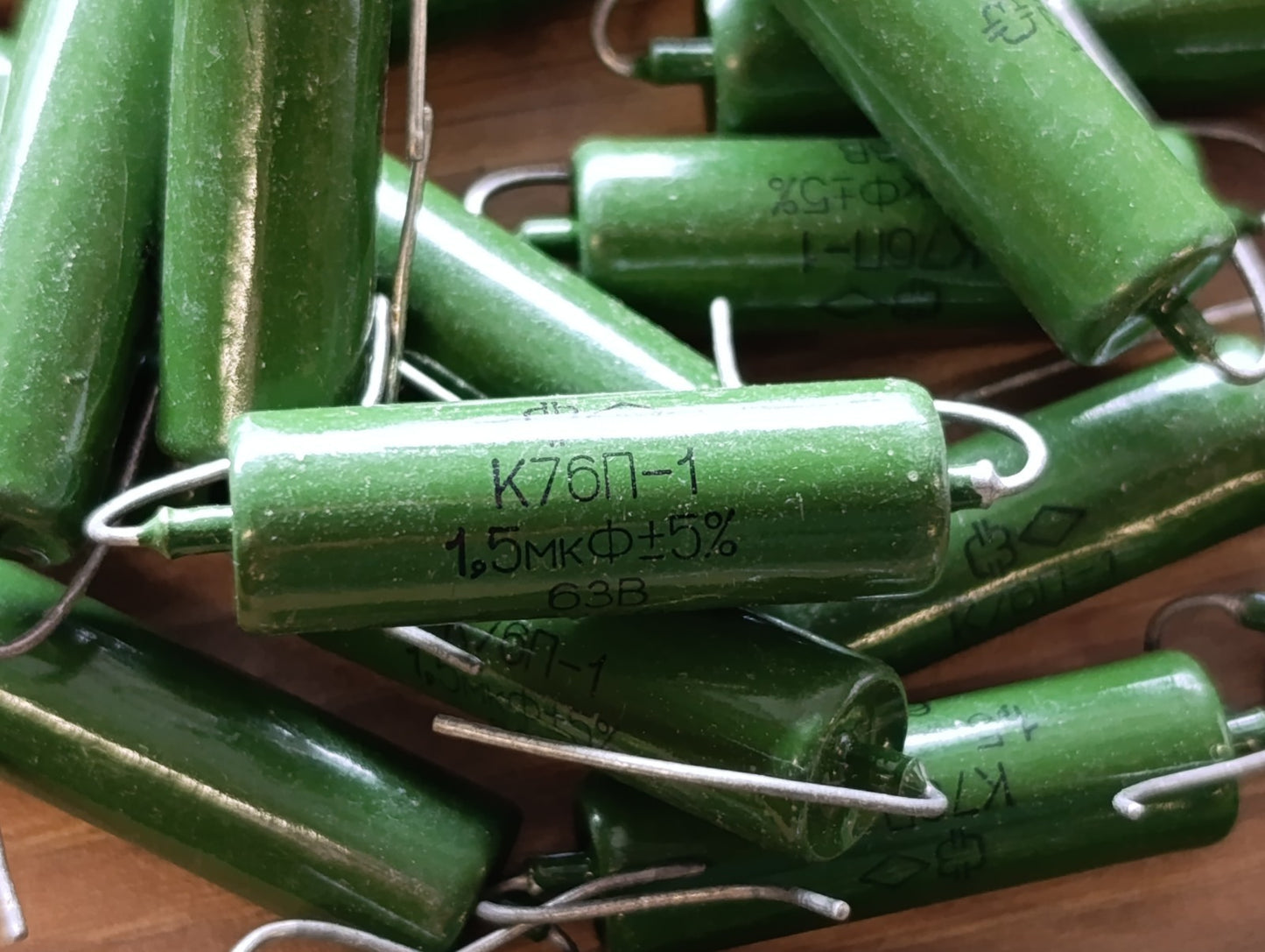 Lot of 10 pcs K76-1  1.5uf mkf  63V New 5% Lacquer film capacitors K76 audio