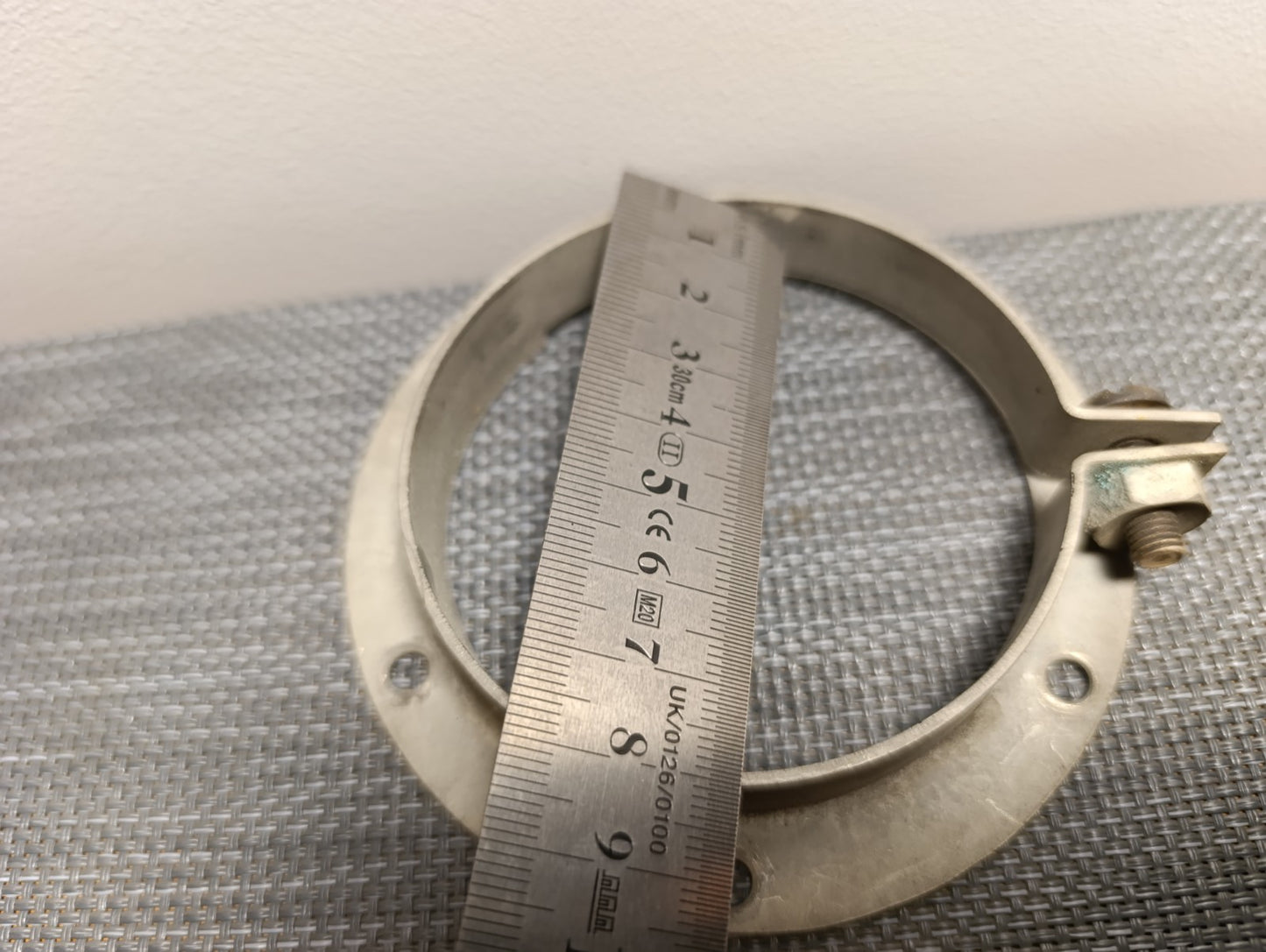 FM2D and FM2B Vacuum Capacitor Mounting Flange EEV USED