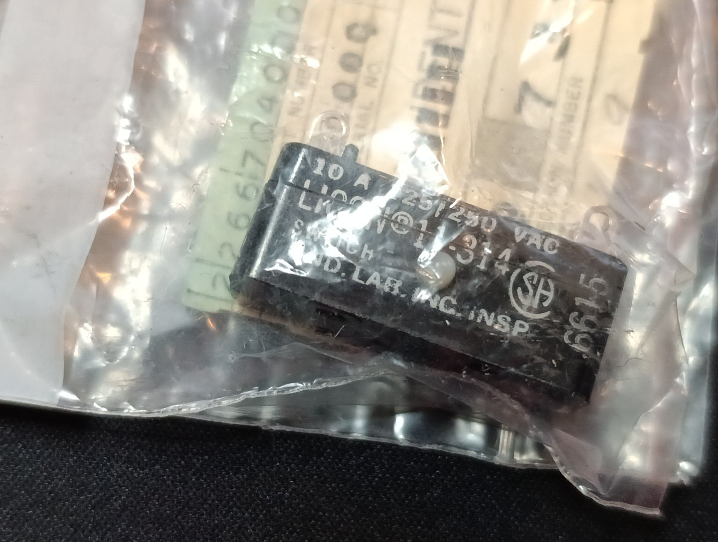 LICON 11-314 Switch 125/ 250VAC 10A NSNP NEW NOS
