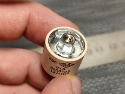 850 CentraLab Doorknob Capacitor 12pf 5KV NPO 5% (NOS) 12MMF 913- 0823-00