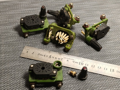 5 pcs PL31A-P Vintage RARE 14-pin Nixie Tube Socket for IN-12 IN-15 IV-22 USED