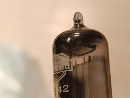 MULLARD EL42 D-GETTER Blackburn Valve Tube NOS NIB (1 Piece.)