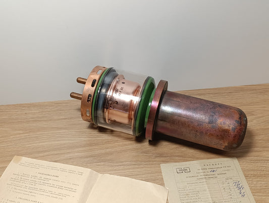 GU-22A ГУ-22A SOVIET TRANSMITTING TRIODE TUBE NOS never used tube