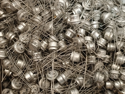 50pcs Germanium Transistor NPN MP37 / A/ B MIX 103NU70 Tone Bender Fuzz USSR