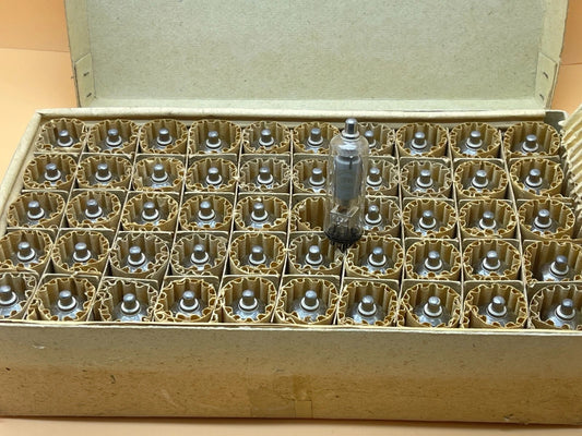 LOT 50 pcs. Same Date 6E15P High voltage tetrode tube 5kV - NOS
