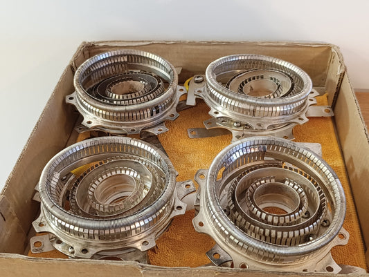 1 socket Y297-A Eimac Air System Socket for 4CX5000A (Pull) with missing parts!