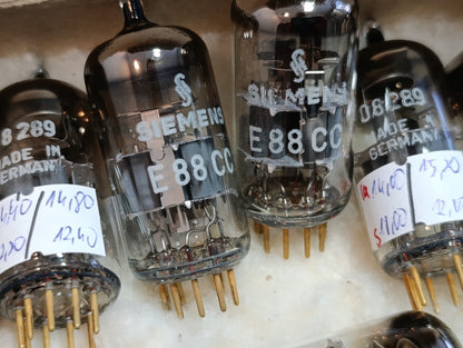 Siemens & Halske E88CC 6922 Pair A3 8E same Date codes radio vacum tubes (2pcs)