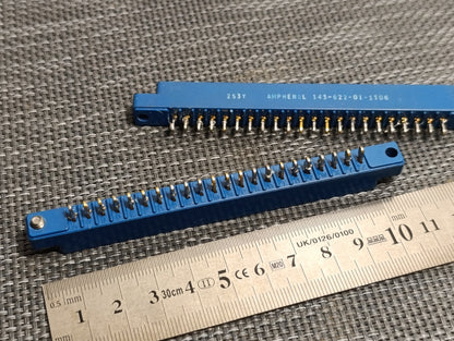 AMPHENOL 143-022-01 7923 POSITION CARD EDGE CONNECTOR Lot Of 2pcs. USED