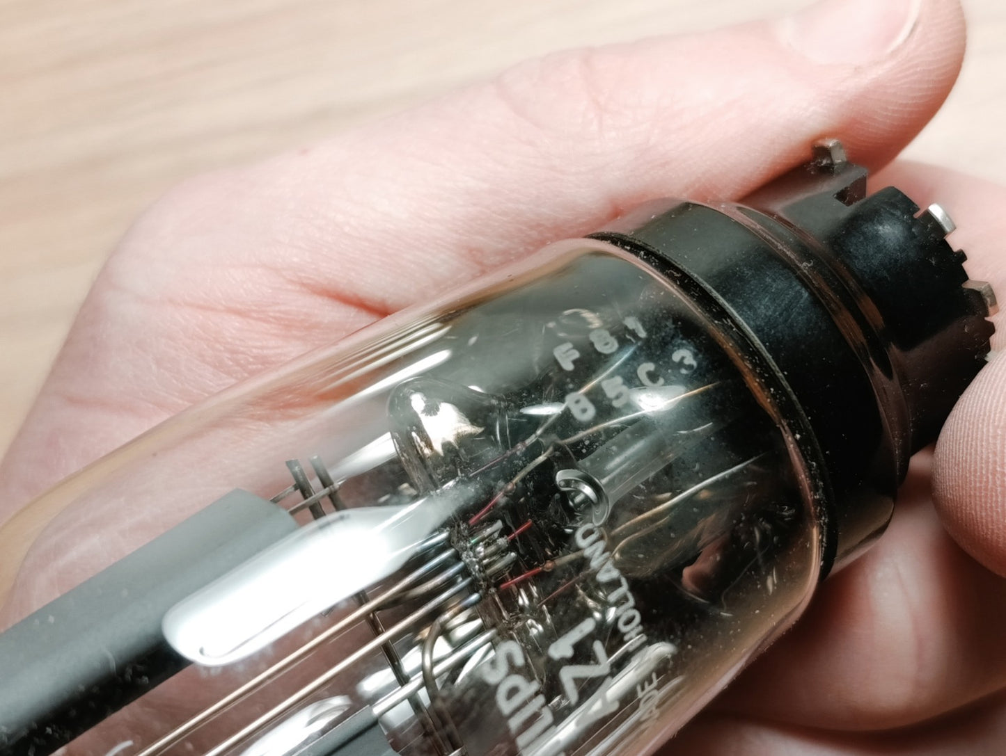 MINIWATT AZ1 FULL-WAVE VACUUM RECTIFIER TUBE NOS = 140NG TAZ1 WE54 RAZ1 VG