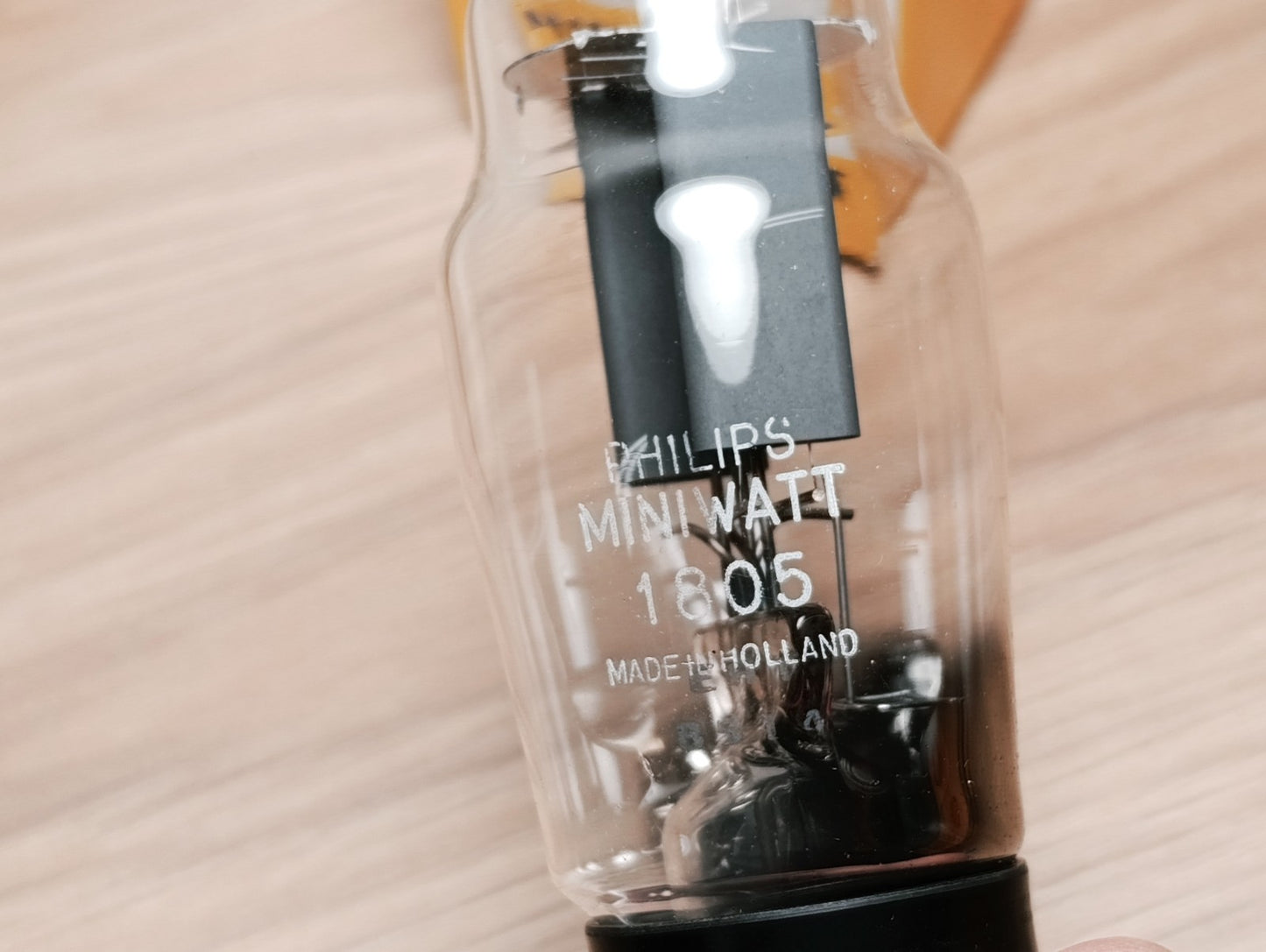 1805 Miniwatt TUBE TUBE LAMP VALVE VALVE NOS NEW = RGN1064 WE51