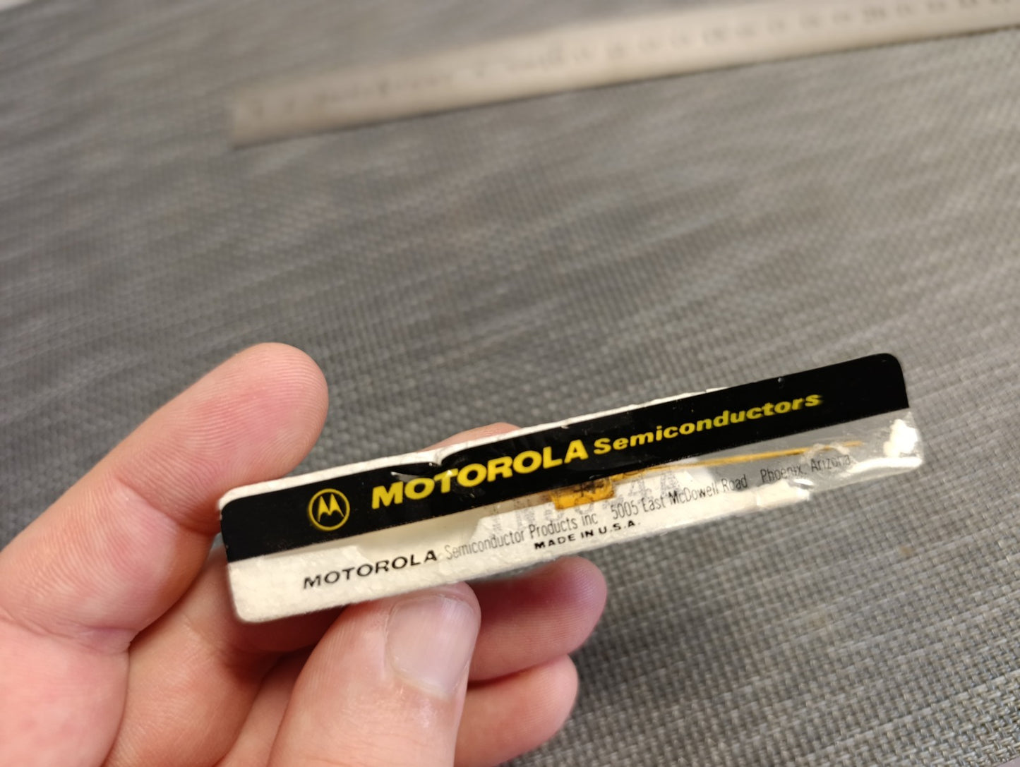 MOTOROLA 1N3824 SAME AS NTE5068A DIODE ZENER 4.3V 1W DO35