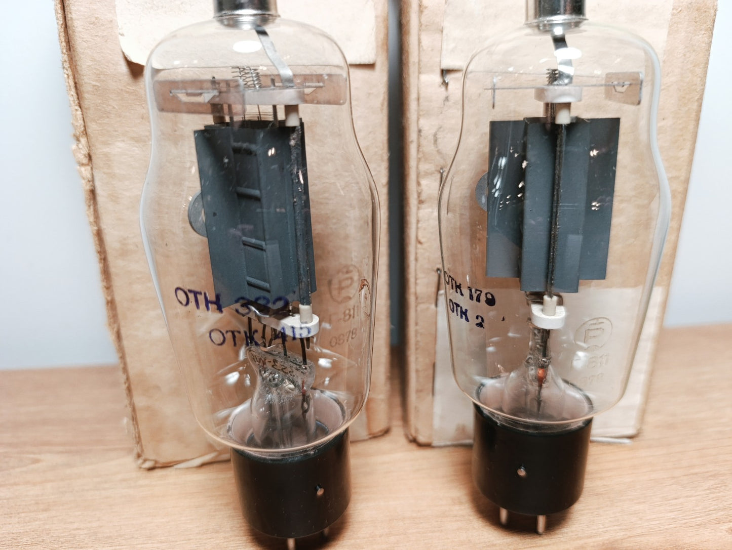 G-811 G811 811A Beam Triode HV 1.5kV 40W Soviet Radio Tube 2Pcs. NOS Same date