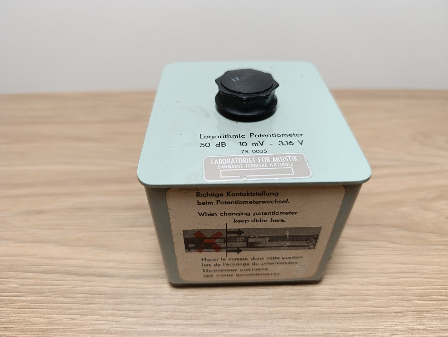 Bruel & Kjaer B&K Logarithmic Potentiometer ZR0005 / ZR 0005 10mV-3.16V