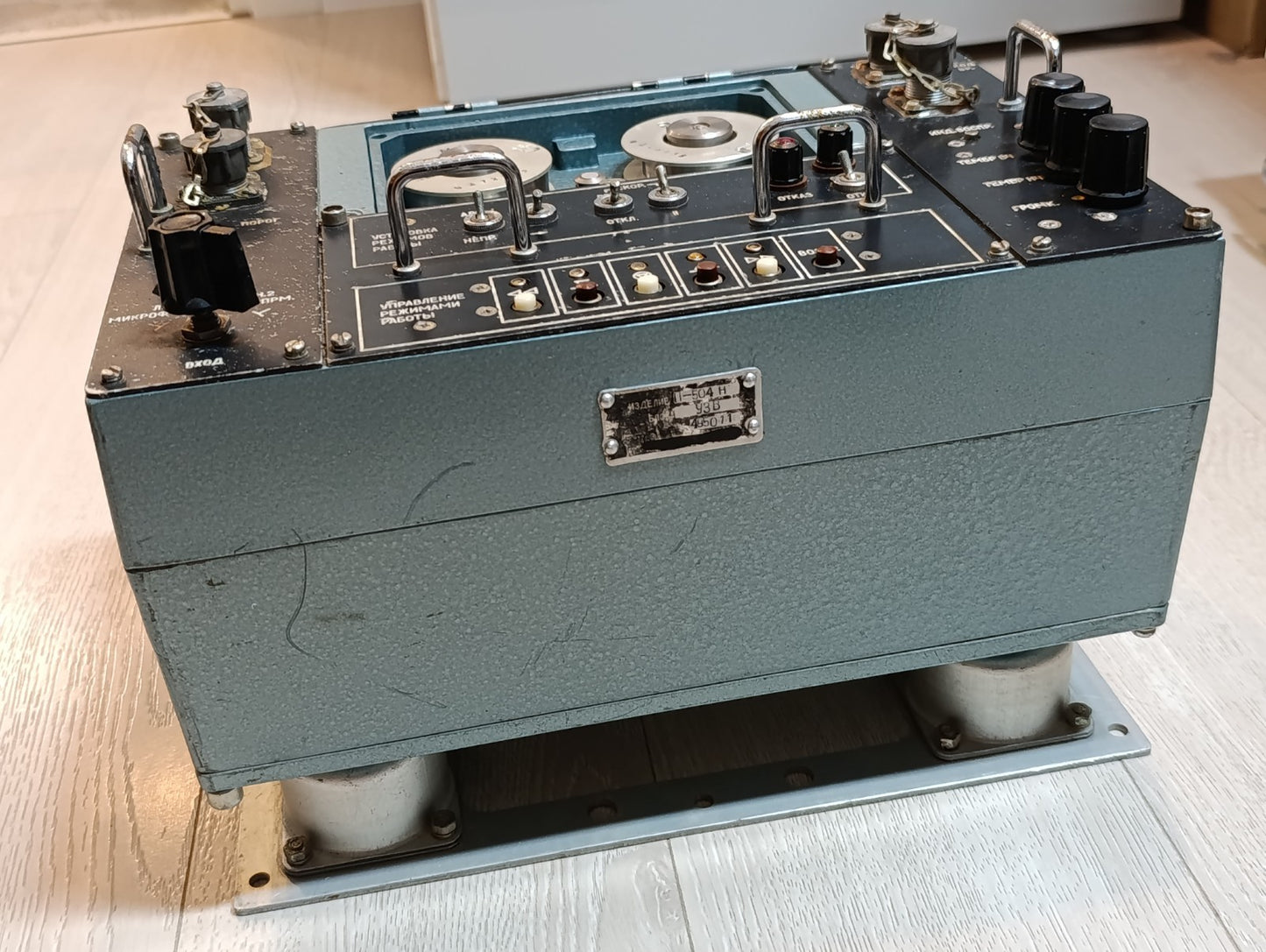 SOVIET KGB SPY P-504N STEEL WIRE RECORDER FOR VEHICLES For Parts RARE SSSR