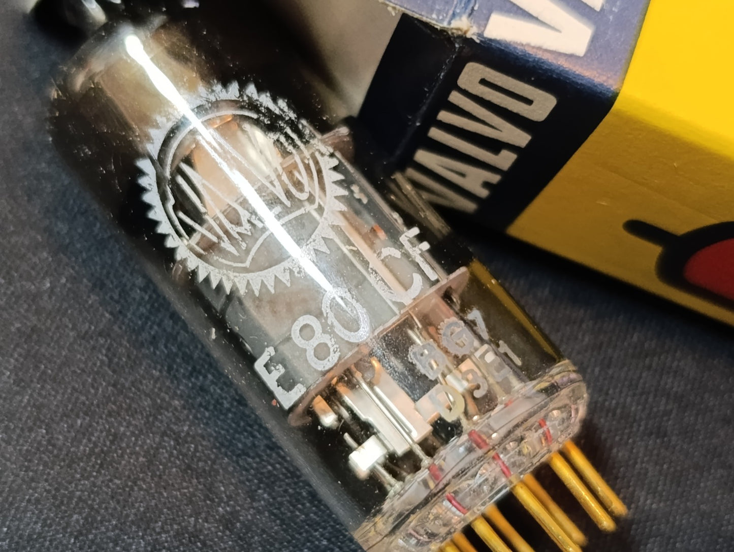 1Piece E80CF / 7643 Tubes VALVO - Gold Pins - NEW / NOS - E 80 CF (1pc.)