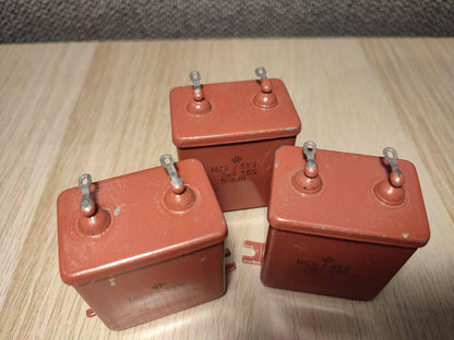 2 X MBGP-2 (МБГП–2) 2 uF 630 V 10 % RUSSISCHE AUDIOKAPAZITATOREN PIO-Kondensatoren