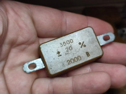 2vnt. LOT 3600pF 2000V / 2kV 5% RUSIŠKI SIDABRINIAI-ŽĖRUČIUKAI KSO-12 КСО-12 