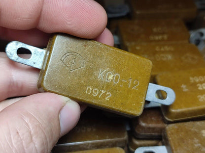 2vnt. LOT 3600pF 2000V / 2kV 5% RUSIŠKI SIDABRINIAI-ŽĖRUČIUKAI KSO-12 КСО-12 