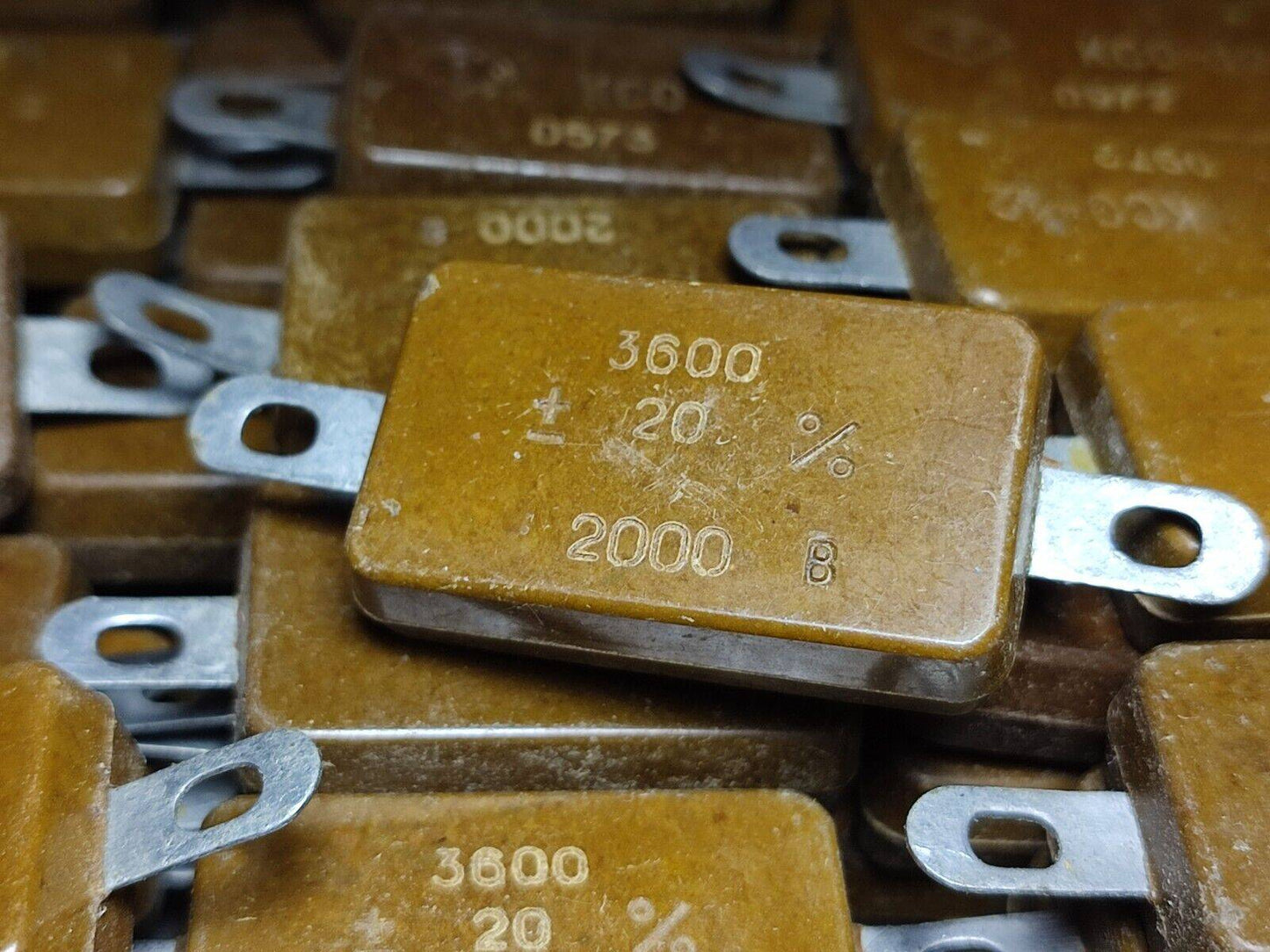 2Pcs. LOT 3600pF 2000V / 2kV 5% RUSSIAN SILVER-MICA CAPACITORS KSO-12 КСО-12