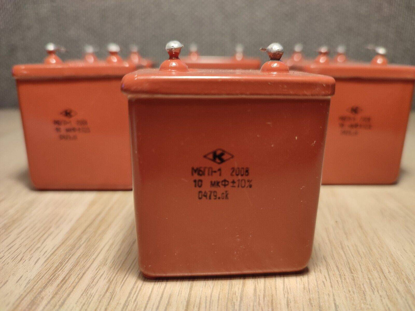 4pcs. 10 uF 200 V RUSSIAN PAPER IN OIL PIO AUDIO CAPACITORS MBGP-1 МБГП–1