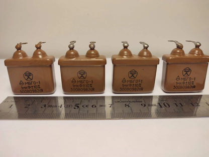 4x 1 uF 10% 300 V RUSSISCHES PAPIER IN ÖL (PIO) AUDIOKONDENSATOR MBGO-1 МБГО-1