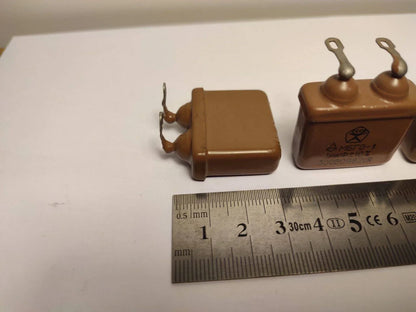 4x 1 uF 10% 300 V RUSSISCHES PAPIER IN ÖL (PIO) AUDIOKONDENSATOR MBGO-1 МБГО-1