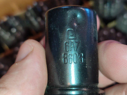 50 vnt 6A7 (6SA7 6SB7 5961 6A7) Nauji NOS Tos pačios datos HEPTODE SOVIET TUBES