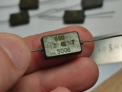 680 pF 500 V 10 % 10er-Packung russische Silber-Glimmer-Kondensatoren KSO-10G КСО-10Г 