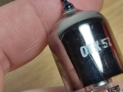 6E5P 6Э5П audiophile Tetroderöhre mit Reflektorausgang, sowjetisches QUAD, 70er! 4 Stück NOS