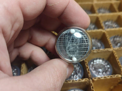 IN-4 IN4 Nixie skaitmeninio vamzdelio ekrano indikatorius NOS TSRS NAUJA (ta pati data) 6 vnt